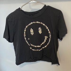 dry goods smily face cropped tee